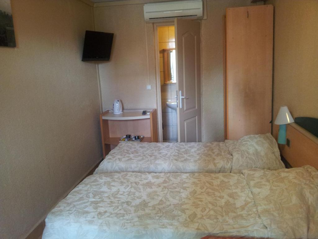 Hotel Royal Colombes Aulnay-sous-Bois Kamer foto